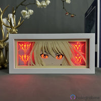 Boite lumineuse Saber Fate Stay Night éclairée en rouge vif, visage du personnage aux yeux rouges avec motifs de flammes