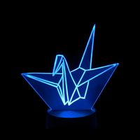 Lampe 3D LED Religieuse Grue Origami effet holographique fond noir